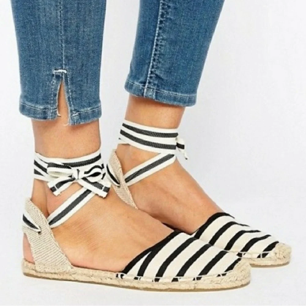 Soludos Black and Cream Striped Ankle Tie Espadrilles Flats
